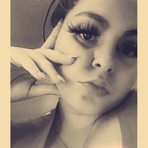 Meet your Posher, Tori